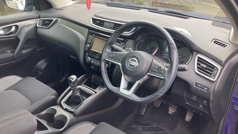 Nissan Qashqai 1.5 dCi N-Connecta 5dr Diesel Hatchback